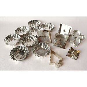 6 Vintage Cookie Cutters Metal Cookie Cutters & 8 Tart Tins Kitchenware Crafts